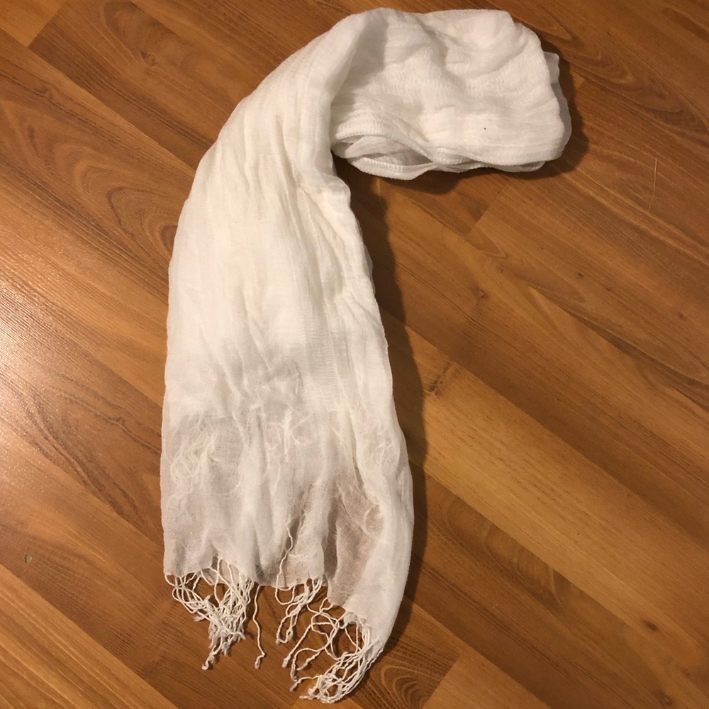 24X92 white scarf